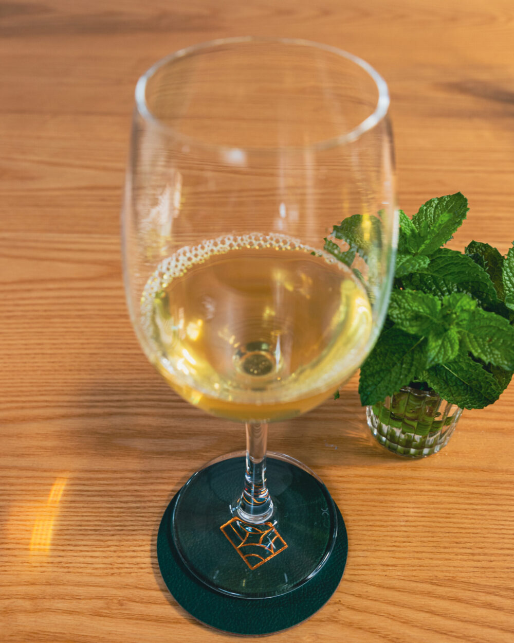Custom white wine glasses